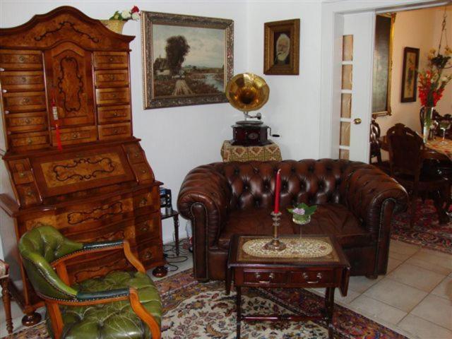 Haus Mooren, Hotel Garni Dusseldorf Luaran gambar