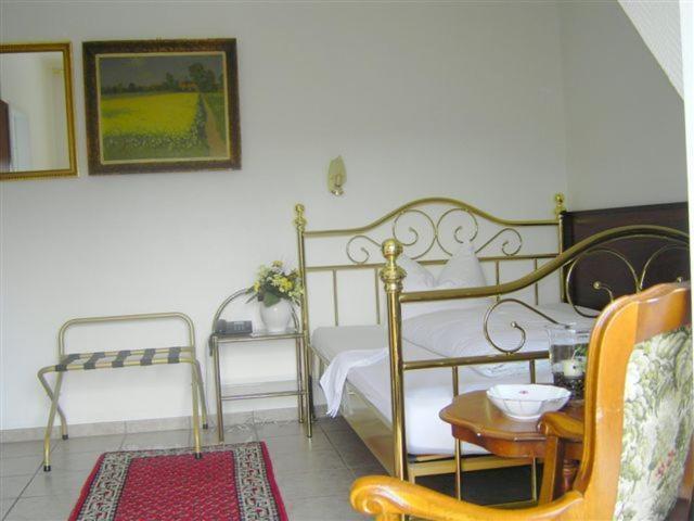 Haus Mooren, Hotel Garni Dusseldorf Luaran gambar