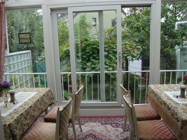 Haus Mooren, Hotel Garni Dusseldorf Luaran gambar