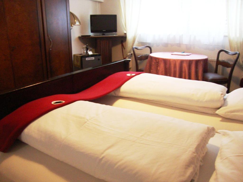 Haus Mooren, Hotel Garni Dusseldorf Bilik gambar